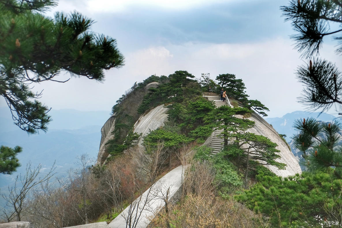 古南岳奇峰怪石天柱山