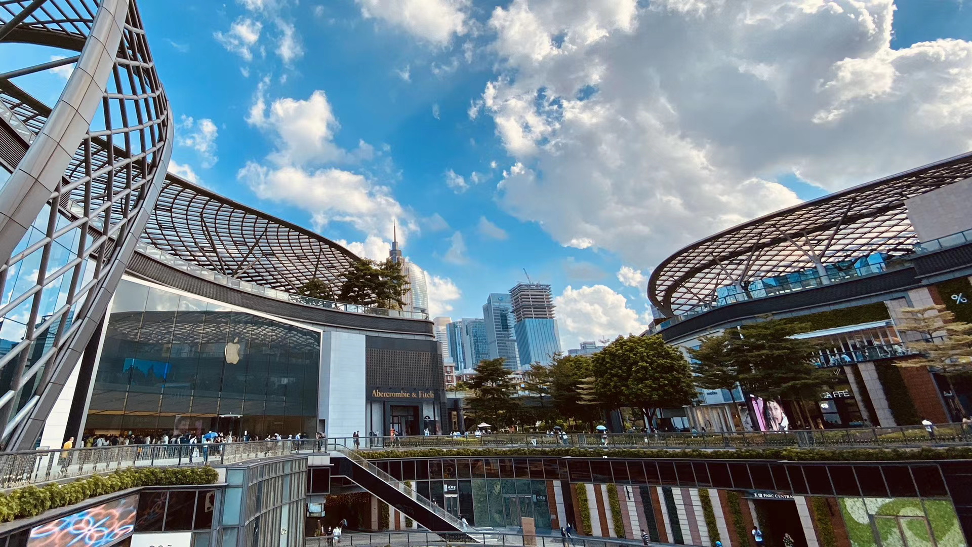 哈弗h6广州天河网红地标