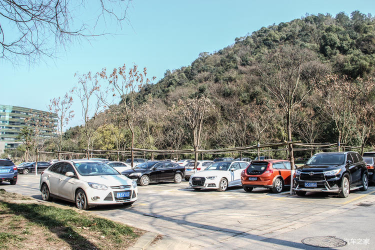 杭城竟然藏着个小冰岛!--杭州小众游玩指南